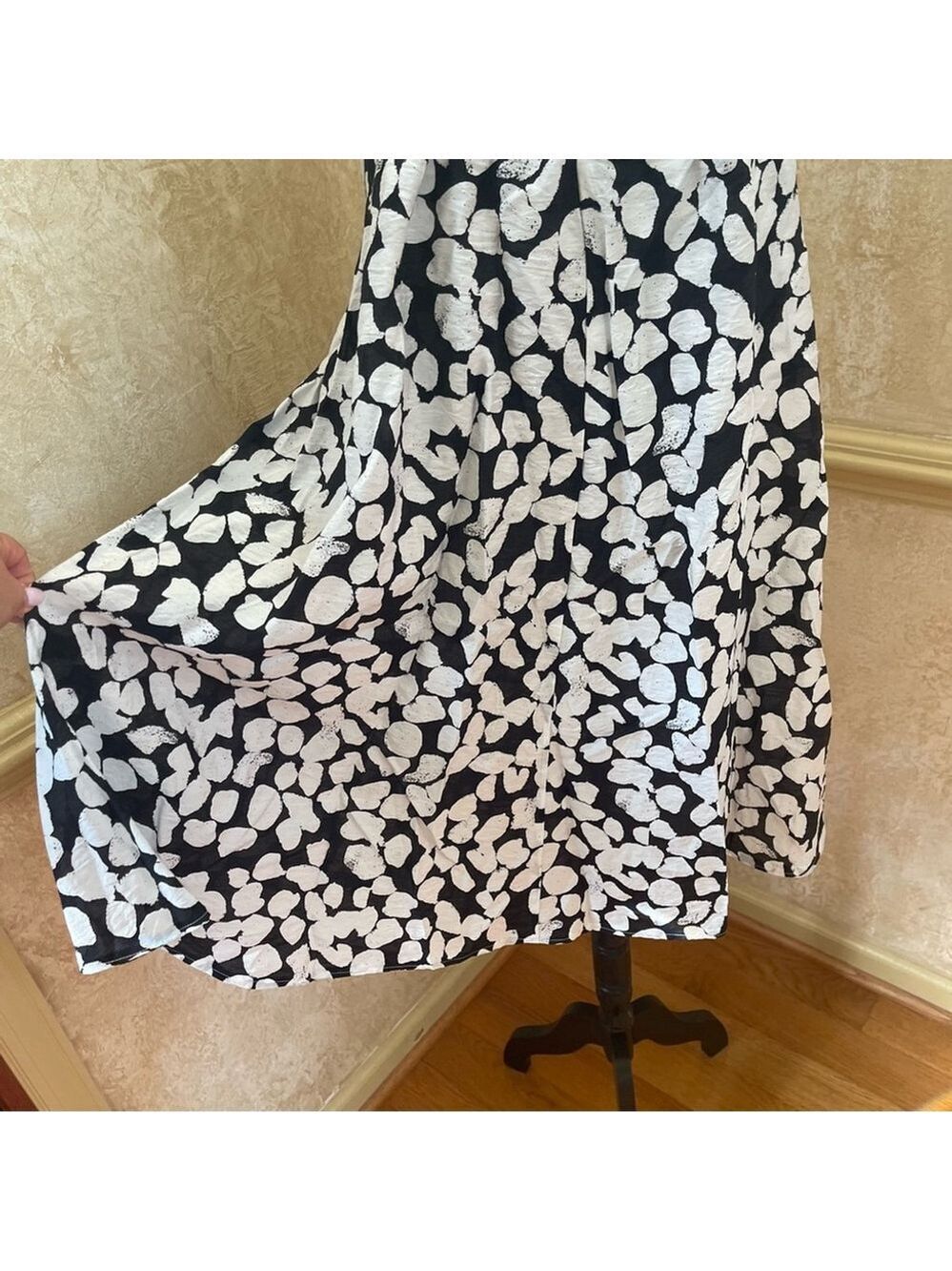 Mango Monochrome Floral Halter Mini Swing Dress Sz 10 Resortwear, Beach Club - Picture 9 of 15